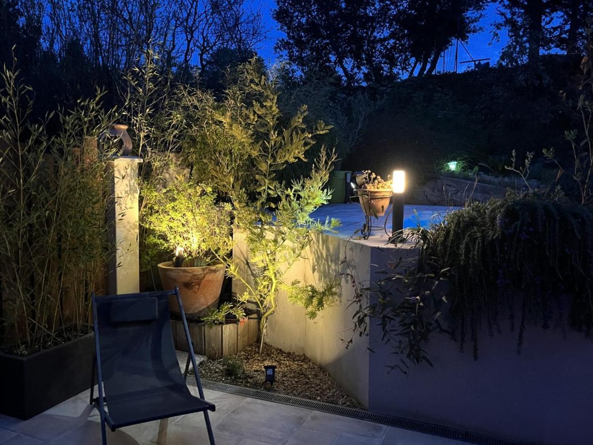 La Suite De Charme Du Mas De La Fontaine De Jonquier Avec Spa Privatif Séguret Exterior foto